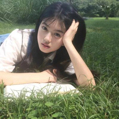 沙漠中的少年